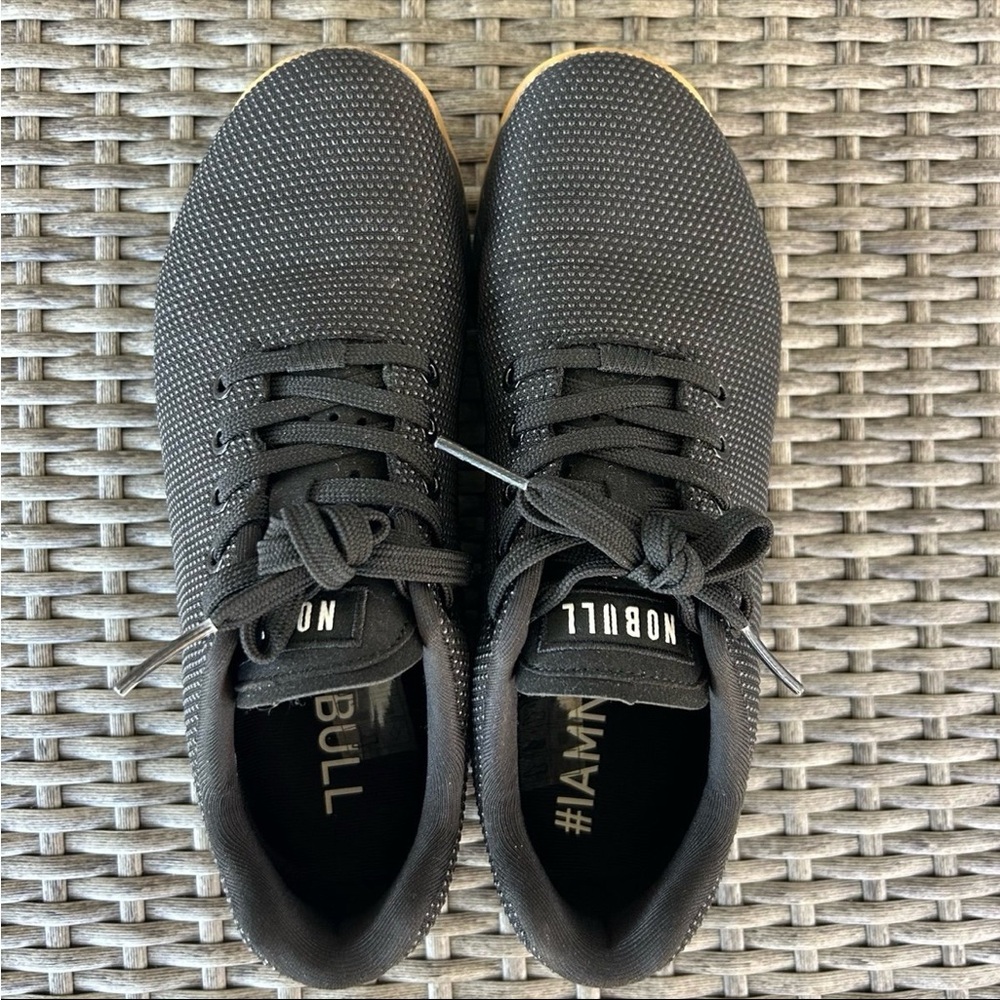 Womens NOBULL shoes size 8